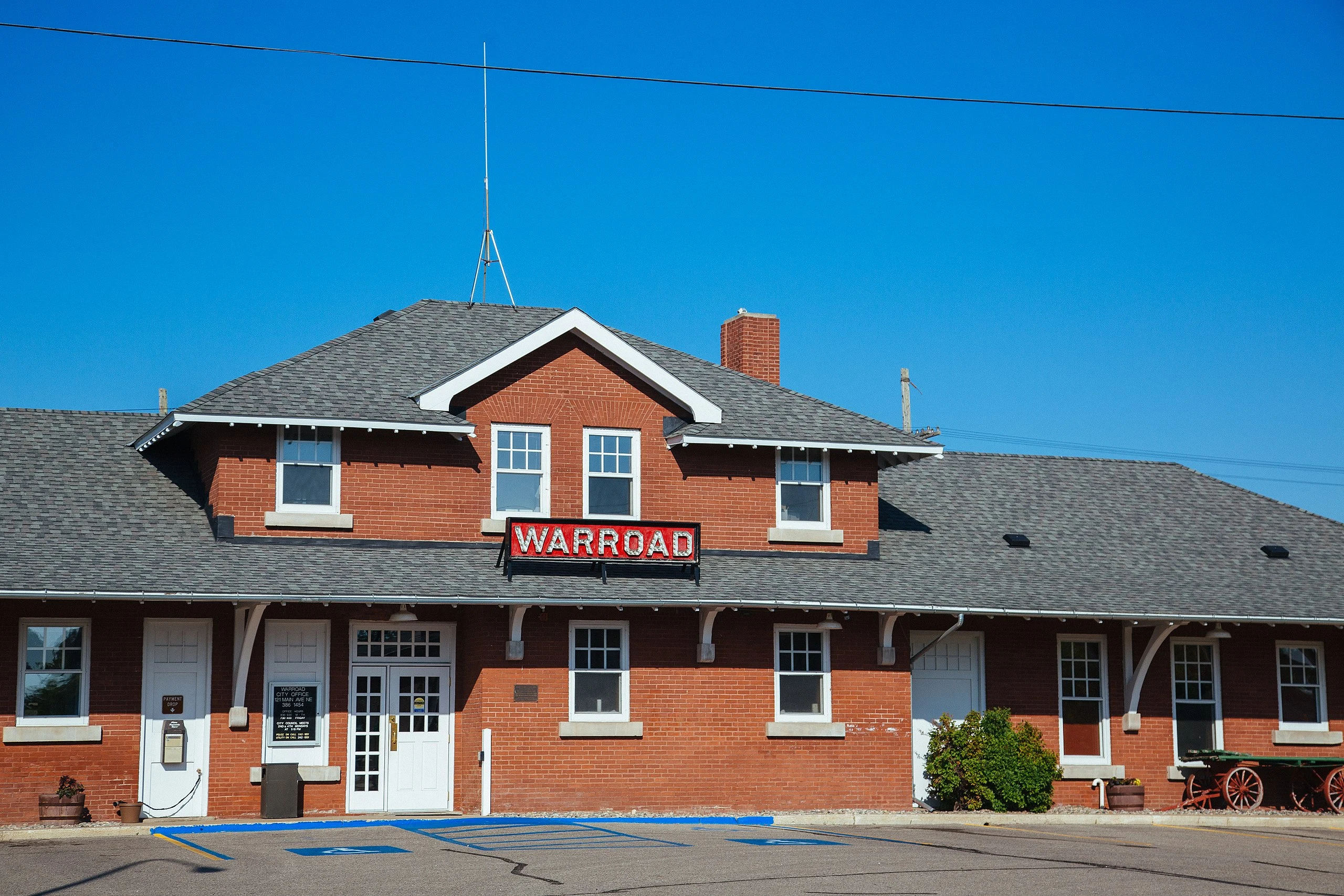 Where Can You Find Unique Stays in Warroad, Minnesota